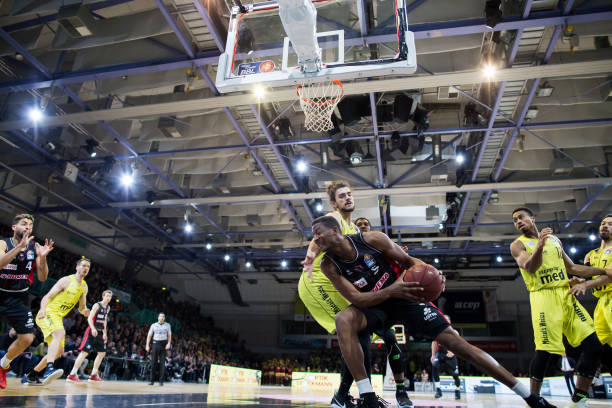 观众的阵阵 观众的阵阵